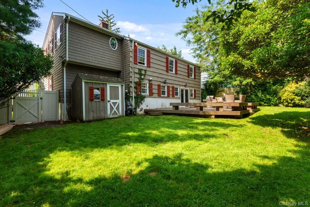 1 Cedar Drive, Huntington, NY 11743