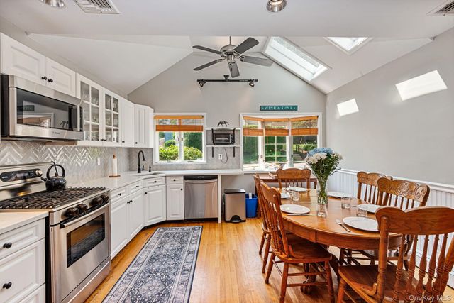 1 Cedar Drive, Huntington, NY 11743