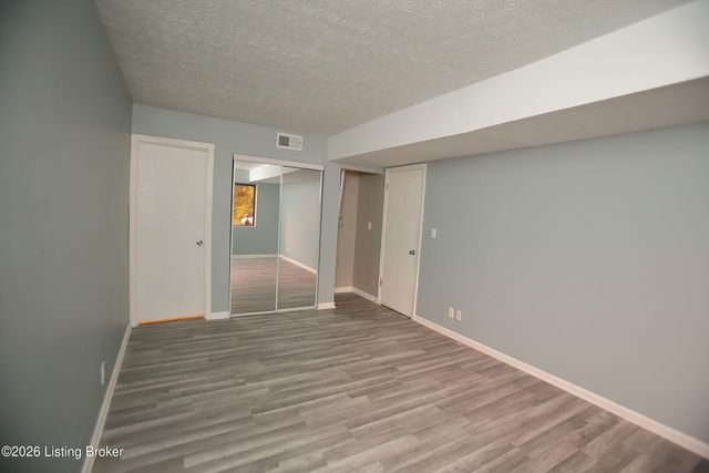7066 Wildwood Cir 137, Louisville, KY 40291