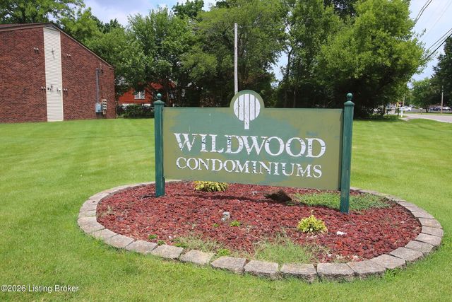 7066 Wildwood Cir 137, Louisville, KY 40291