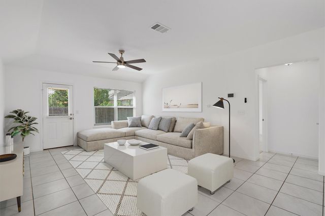 13810 Geelong DR, Pflugerville, TX 78660