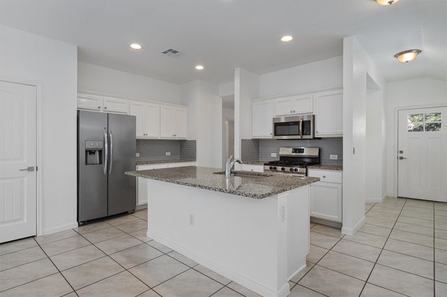 13810 Geelong DR, Pflugerville, TX 78660
