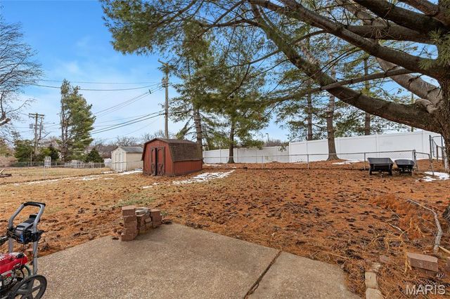 744 Mary Jo Lane, Hazelwood, MO 63042