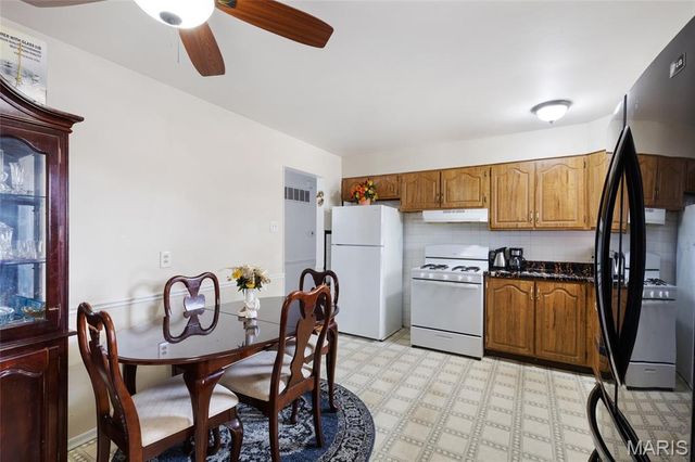 744 Mary Jo Lane, Hazelwood, MO 63042