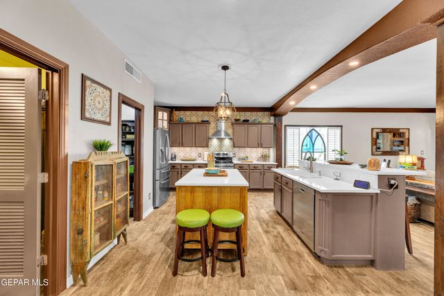 6364 DAKOTA RIDGE Drive, El Paso, TX 79912