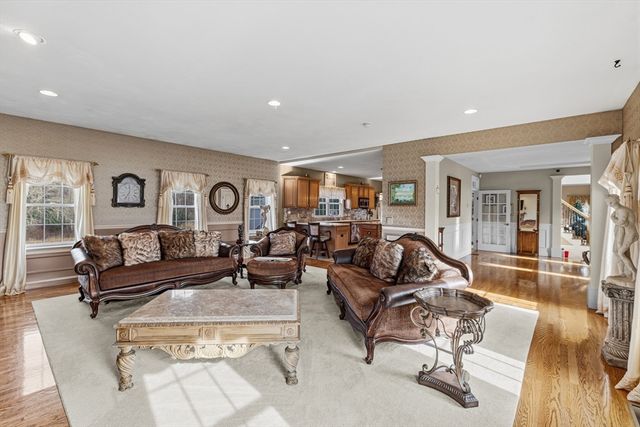 6 Meadowlark Drive, Rehoboth, MA 02769