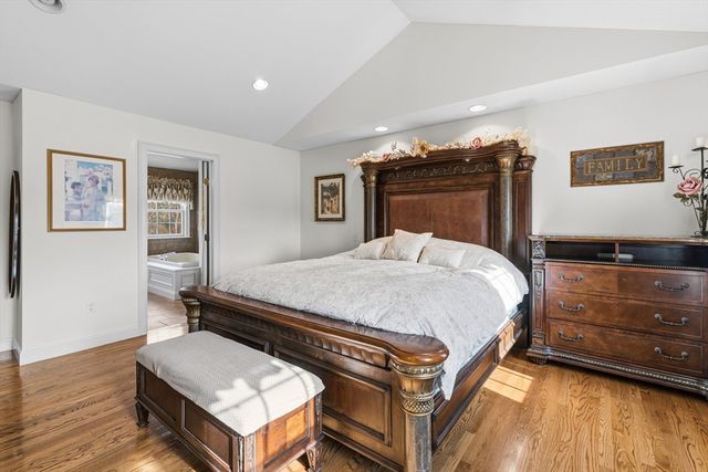 6 Meadowlark Drive, Rehoboth, MA 02769