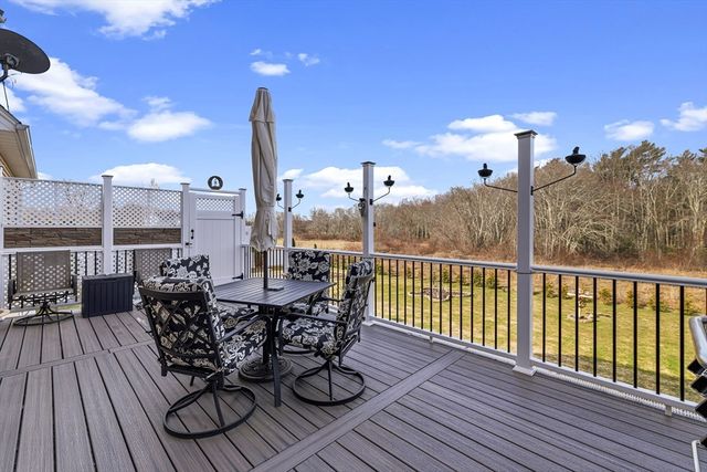 6 Meadowlark Drive, Rehoboth, MA 02769