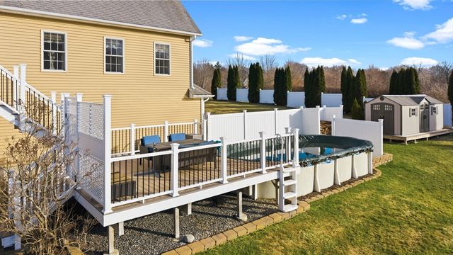 6 Meadowlark Drive, Rehoboth, MA 02769