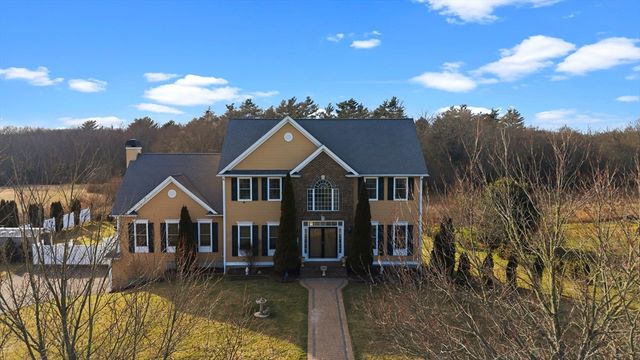 6 Meadowlark Drive, Rehoboth, MA 02769