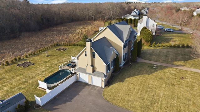 6 Meadowlark Drive, Rehoboth, MA 02769