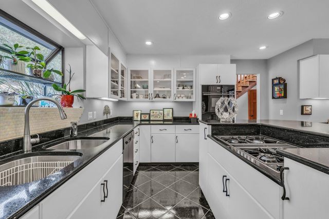 3411 Kings Cove Lane, Chattanooga, TN 37416