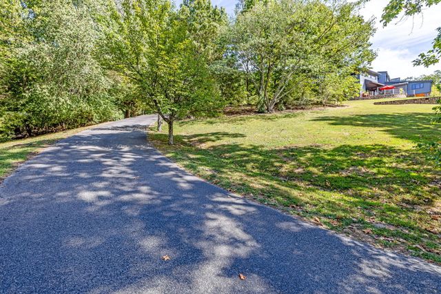 3411 Kings Cove Lane, Chattanooga, TN 37416
