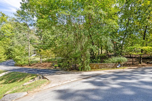 3411 Kings Cove Lane, Chattanooga, TN 37416