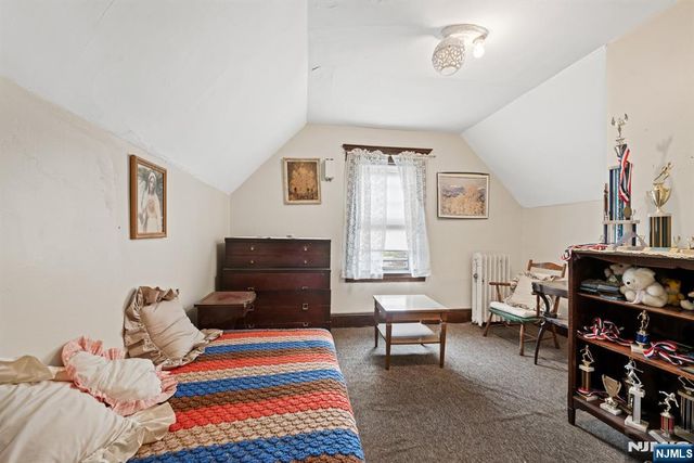 10 Beech Street, Rutherford, NJ 07070