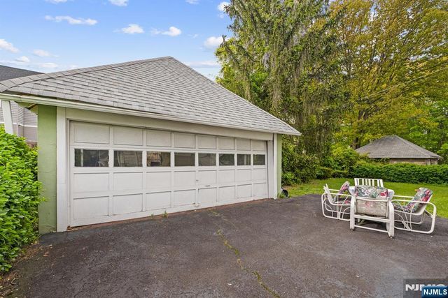 10 Beech Street, Rutherford, NJ 07070