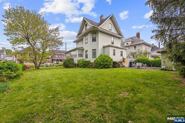 10 Beech Street, Rutherford, NJ 07070