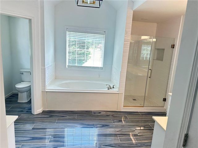 540 Langley Creek Drive, Loganville, GA 30052