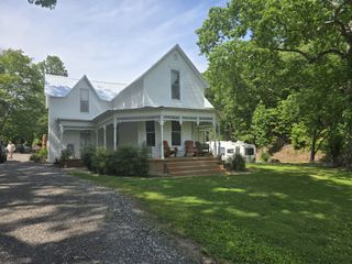 2240 Paint Rock Rd, New Johnsonville, TN 37134