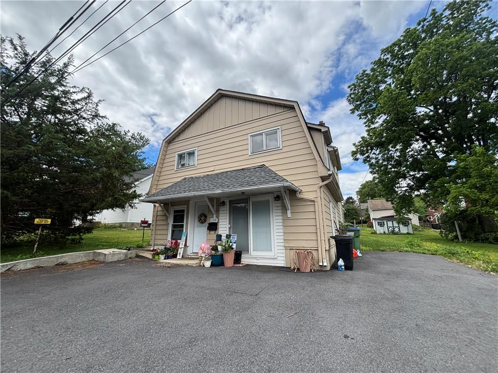 135 North Cedar Street, Nazareth Boro, PA 18064