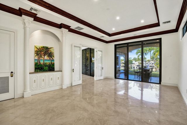 2425 Middle River Drive, Fort Lauderdale, FL 33305