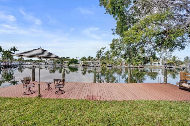 2425 Middle River Drive, Fort Lauderdale, FL 33305