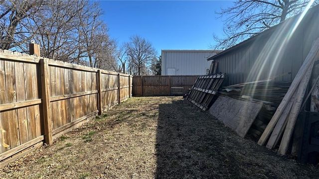 837 S Princeton Street, Ottawa, KS 66067