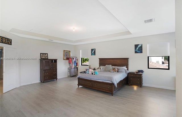 10321 SW 232nd St, Cutler Bay, FL 33190