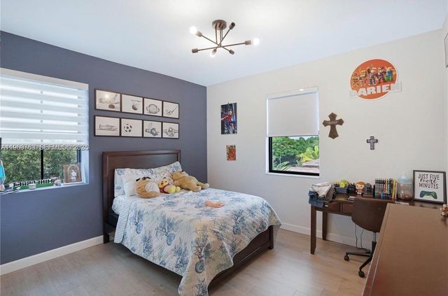 10321 SW 232nd St, Cutler Bay, FL 33190