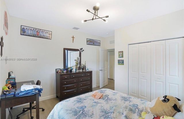 10321 SW 232nd St, Cutler Bay, FL 33190