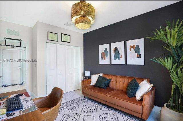 10321 SW 232nd St, Cutler Bay, FL 33190