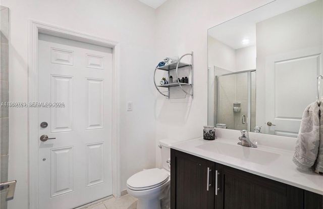 10321 SW 232nd St, Cutler Bay, FL 33190