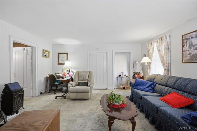 7127 Kinne Road, Lockport Town, NY 14094