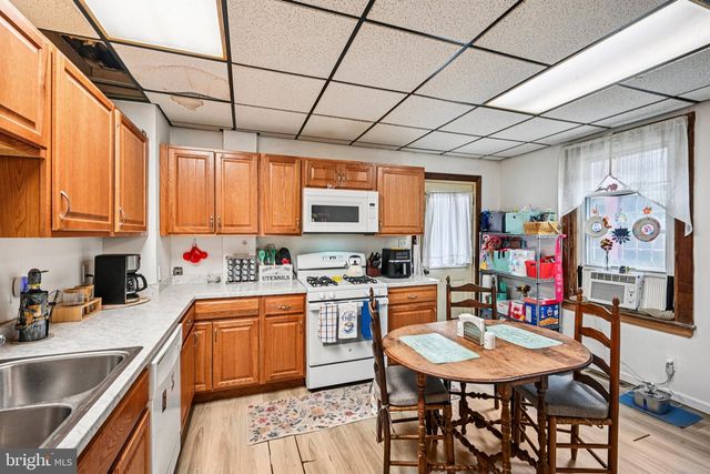 122 BRANDYWINE AVE, Downingtown, PA 19335