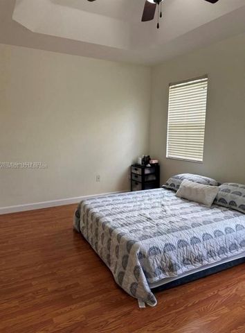 152 SE 29th Ave 4, Homestead, FL 33033