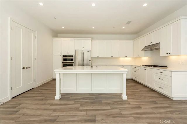 135 Linda, Irvine, CA 92618