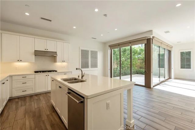 135 Linda, Irvine, CA 92618