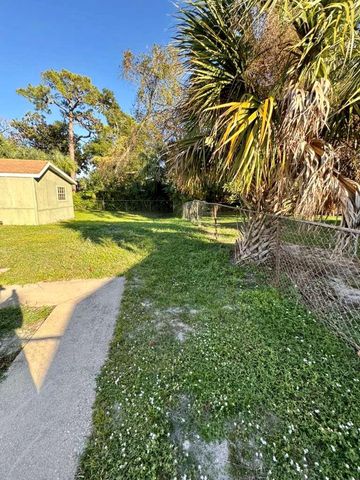 27 GARNET AVENUE, Titusville, FL 32796