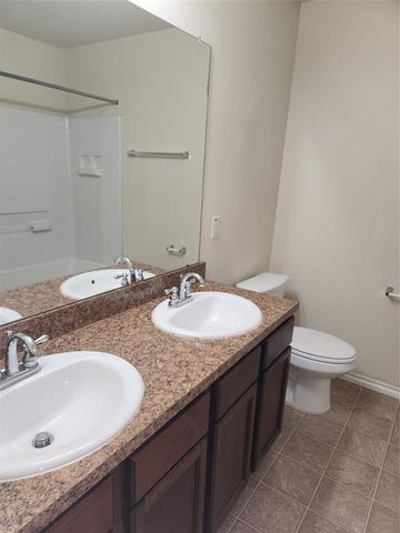 818 Lightningbug Lane, Conroe, TX 77301