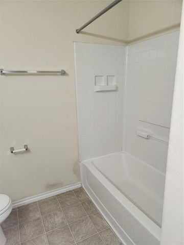 818 Lightningbug Lane, Conroe, TX 77301