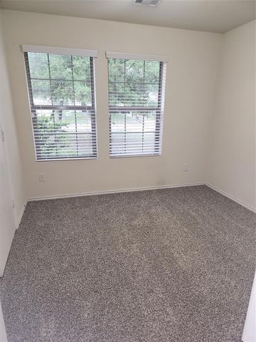818 Lightningbug Lane, Conroe, TX 77301
