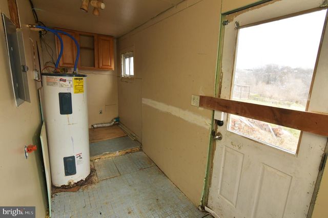 122 - 124 S HIGH ST, Martinsburg, WV 25404