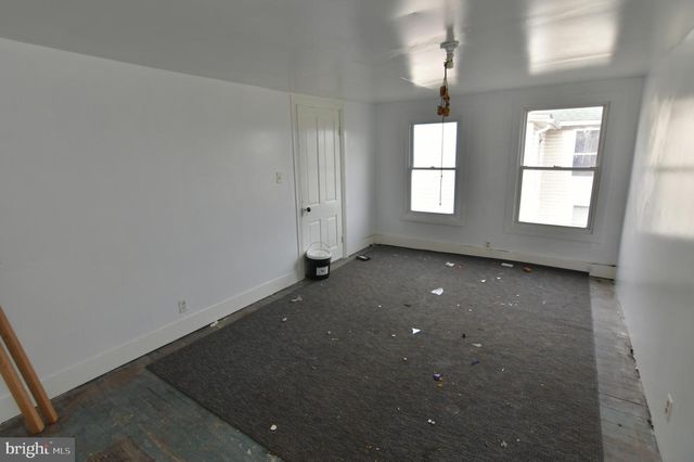 122 - 124 S HIGH ST, Martinsburg, WV 25404