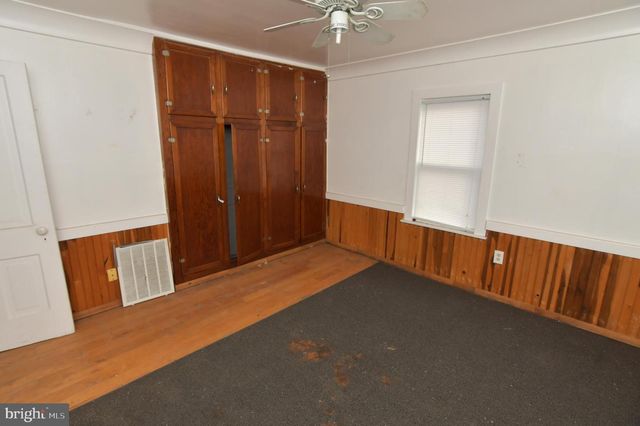 122 - 124 S HIGH ST, Martinsburg, WV 25404