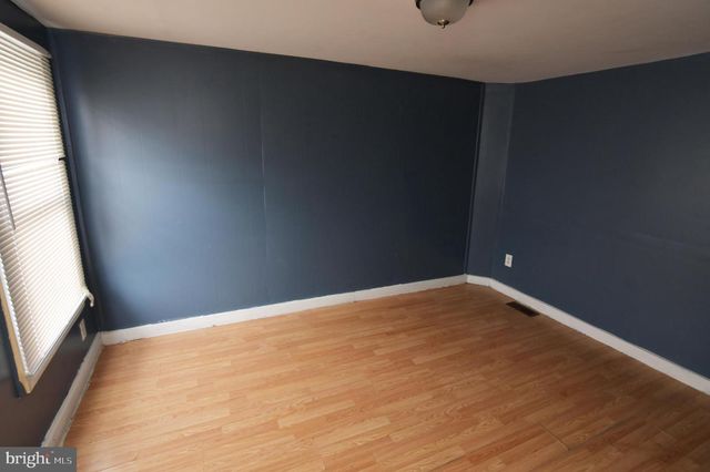 122 - 124 S HIGH ST, Martinsburg, WV 25404