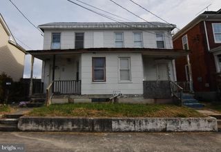 122 - 124 S HIGH ST, Martinsburg, WV 25404