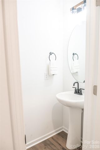 2025 Woodshorn Drive, Matthews, NC 28104