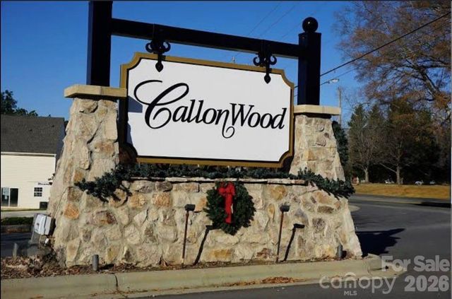 2025 Woodshorn Drive, Matthews, NC 28104