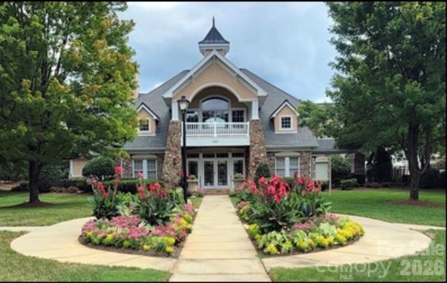 2025 Woodshorn Drive, Matthews, NC 28104