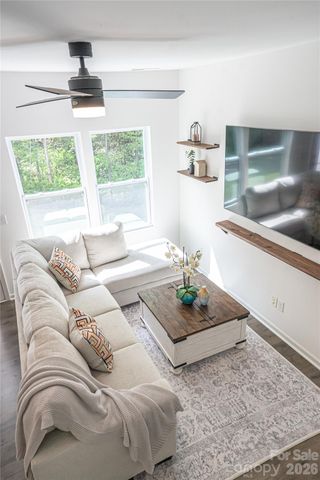 2025 Woodshorn Drive, Matthews, NC 28104